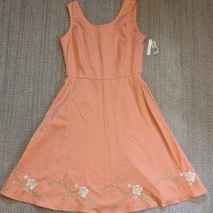 NWT Amanda Smith party dress, sz 6. Peach/coral with floral hem